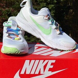 NEW Nike Little Kid Unisex Star Runner 4 NN Casual Sneaker - Youth 5Y